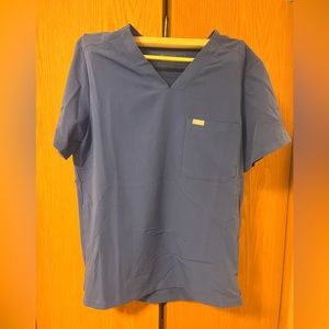 Men’s figs chisec top - 1 pocket